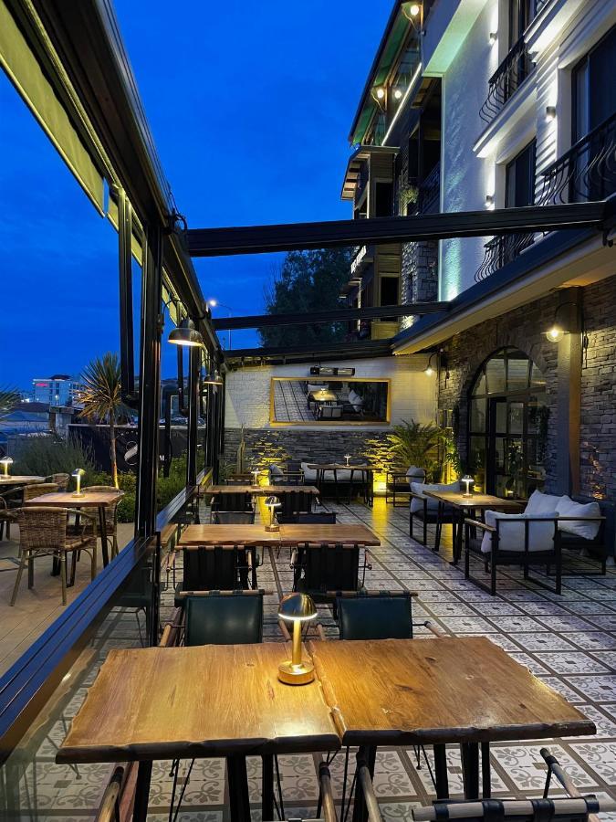 8 Rooms Hotel Ґеліболу Екстер'єр фото